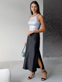 Топ с закрытым декольте из хлопка с эластаном в рубчик с матовым покрытием металлик