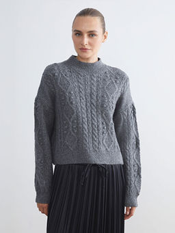 Yar?m Bal?k?? Yaka Kendinden Desenli Kad?n Triko Kazak