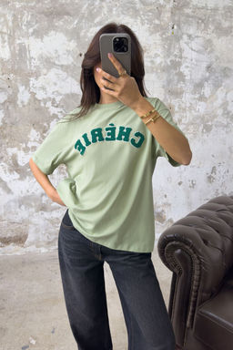 TRENDYOLMILLA Mint %100 Pamuk Oversize/Genis Kesim Slogan Nak?sl? Orme T-Shirt TWOSS25TS00161