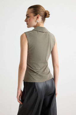 Haki D_z Peplum Polo Yaka Kolsuz Pili Detayl_ Modal Kuma_ _rme Bluz TWOAW27BZ00106