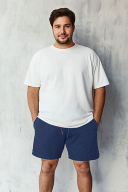 TRENDYOL MAN Lacivert Regular/Normal Kesim Basic Dokulu Buyuk Beden Sort & Bermuda TMNSS25AP00000