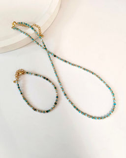 Комплект из натуральных камней и кристаллов