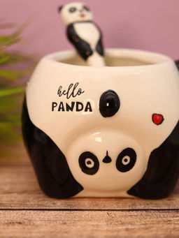 Кружка керамическая с ложкой Funny panda, black (450 мл)