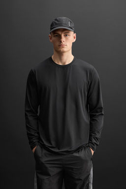 BASIC TRAINING LONG SLEEVE T-SHIRT - Zara фото 11
