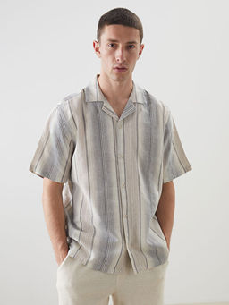 Regular Fit K?sa Kollu ?izgili Erkek G?mlek