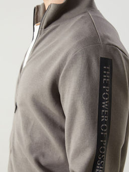 Dik Yaka Erkek Sweatshirt