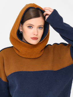 Джемпер двусторонний с капюшоном - Stilla фото 8