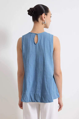 Mavi Relaxed Y?kamal? Kolsuz Dikis Detayl? Tok %100 Pamuk Orme Bluz TWOSS26BZ00170