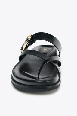 BUCKLED FLAT SANDALS - Zara фото 4