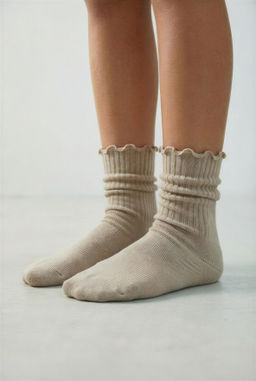 PACK TRES CALCETINES MEDIOS RIZO / Beige claro - Zara фото 3