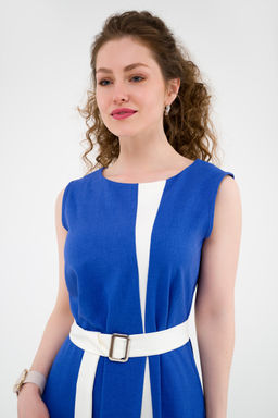 Платье с поясом василек