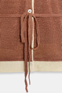 CHAQUETA COMBINADA PUNTO CINTUR?N / MARSALA - Zara фото 8