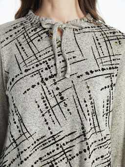 Ba?lamal? Yaka Desenli Kad?n Bluz