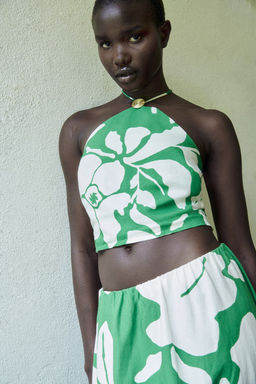 Top cropped con escote halter - H&m фото 2