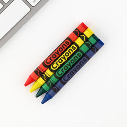 Цена за 2 шт. Подарочный набор блокнот-раскраска и восковые мелки «Самая милая»