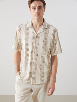 Regular Fit K?sa Kollu Desenli Erkek G?mlek