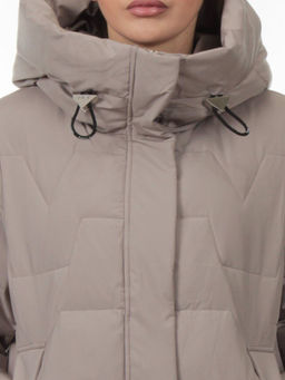 H268 DK. BEIGE Пальто зимнее женское (170 гр. холлофайбер)