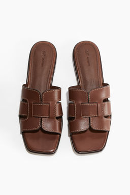Sandalias de piel