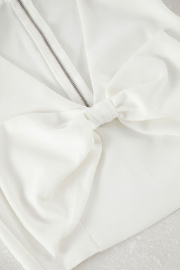 Siyah Fiyonk Detayl? Crop Dokuma Bluz TPRSS25BZ00022 - Trendyolmilla фото 11