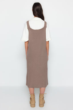 TRENDYOLMILLA Siyah Maxi Triko V Yaka Jile Elbise TWOAW24EL00011 фото 35