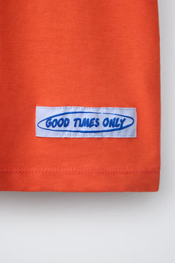 CAMISETA TEXTO CONTRASTE / Rojo / Naranja - Zara фото 4