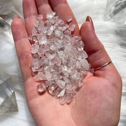 Радуга Самоцветов Крошка декоративная из Розового кврца (100 гр)