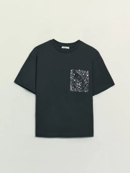 Футболка из хлопка с декоративным карманом / Zarina