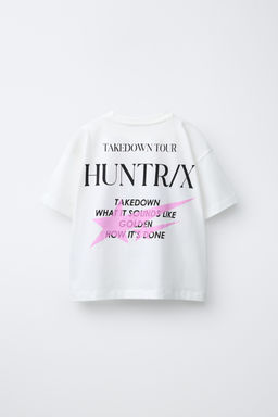 CAMISETA ESTAMPADO KPOP DEMON HUNTERS NETFLIX  / Blanco