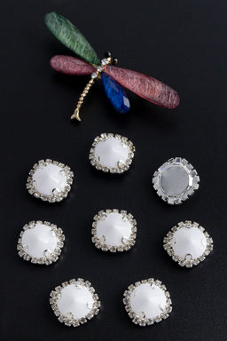 Стразы пришивные в серебряной оправе 18 мм Круг (5 шт) SF-2051, белый №26 - Больше подарков фото 2