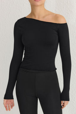 TRENDYOLMILLA Siyah Seamless/Dikissiz Uzun Kollu Orme T-Shirt THMSS25TS00004 фото 4