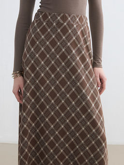 Beli Lastikli Ekose Klo? Etek