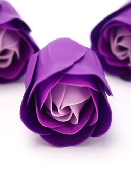 Набор мыльных роз в коробке 8 штук, фиолетово-белые с зайчиком - SB BEAUTY фото 6