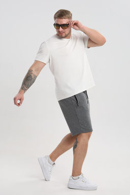 16 Шорты мужские