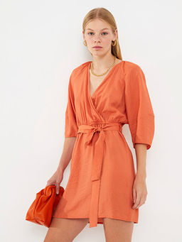 Kad?n V Yaka D?z Elbise