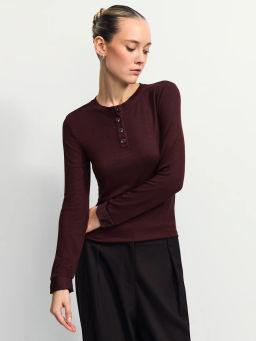 Лонгслив в рубчик из вискозы / Zarina  фото 2