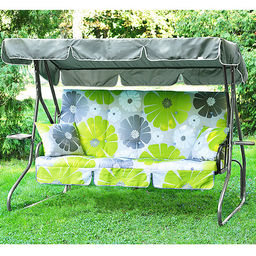 Качели садовые "Люкс-3" 211х154х160см, на 3 места, сиденье 170,6х54см, каркас металл, крепление цепи и пружина, матрац - 45% п/э - 55% хлопок, плотность 108-111г/м2, 5см поролон + 3 см синтепон, 2 подушки, тент водонепроницаемый, 2 полки, регулировка