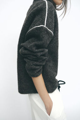 SWEATER WITH CONTRASTING PIPING - Zara фото 4