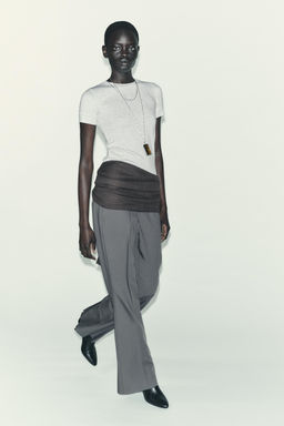 MINIMAL SHORT SLEEVE T-SHIRT