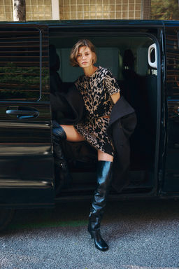 Falda en punto jacquard