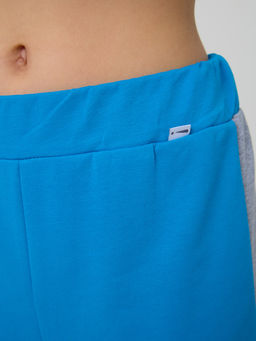 Костюм спортивный