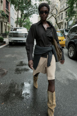 POPLIN SHIRT WITH WAIST PLEATS - Zara фото 2