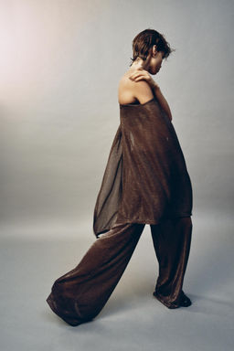 ASYMMETRIC METALLIC THREAD CAPE - Zara фото 10