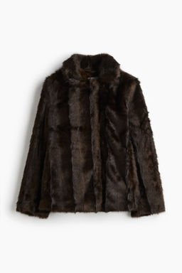 Chaqueta con cuello