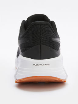 Женские кроссовки REEBOK ZIG DYNAMICA 6 Артикул 4495433, черный