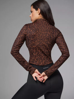 Моделирующий укороченный рашгард LEO