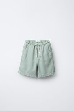 STRAIGHT FLOWING TWILL BERMUDA SHORTS