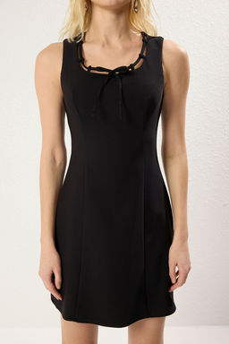 Siyah Duz Vucudu Saran Fiyonk Detayl? Mini Dokuma Elbise TWOSS25EL00412 - Trendyolmilla фото 4