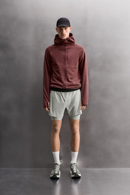 PANTALONES CORTOS RUNNING 2 EN 1 / Gris perla