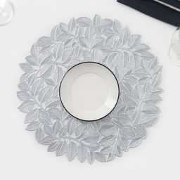 Цена за 12 шт. Салфетка сервировочная на стол Доляна Листья, ПВХ, 3838 см, цвет серебро  фото 3