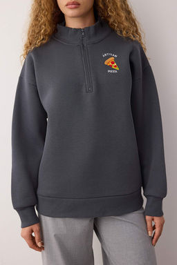 Antrasit Kal?n Ici Polarl? Fermuarl? Dik Yaka Pizza Bask?l? Orme Sweatshirt TWOAW26SW00182 - Trendyolmilla фото 3